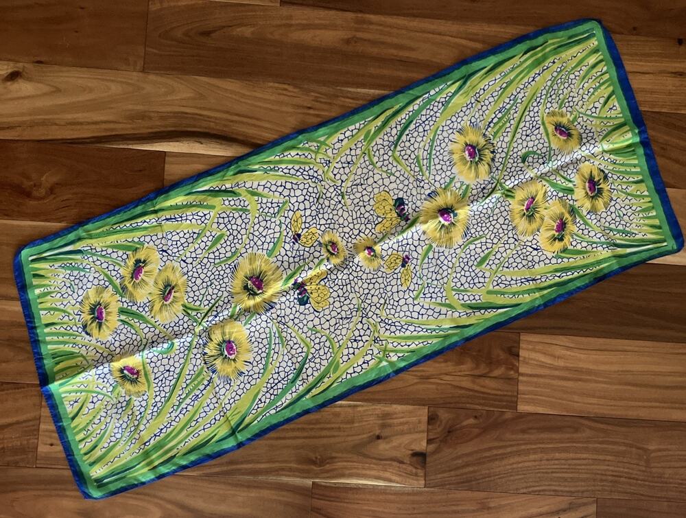 Vtg 1930's Silky Scarf Art Deco Floral Bee's Colorful Hand Rolled Blue MCM Rare - Picture 1 of 16